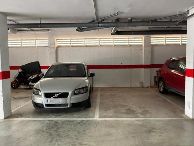 Garaje en venta en Torre de Benagalbón, La Axarquía