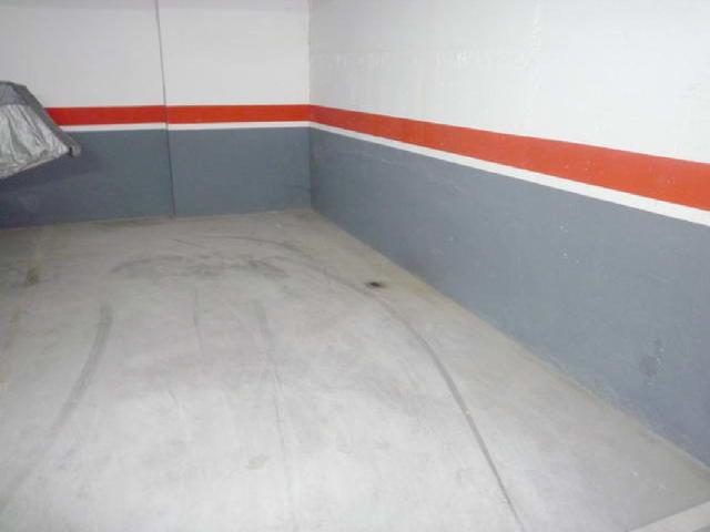 Garaje en venta en La Piñera, Siero