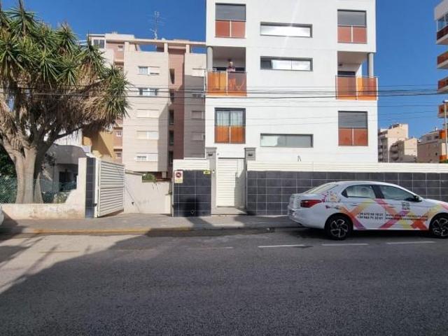 Garaje en venta en Torrevieja, Alicante