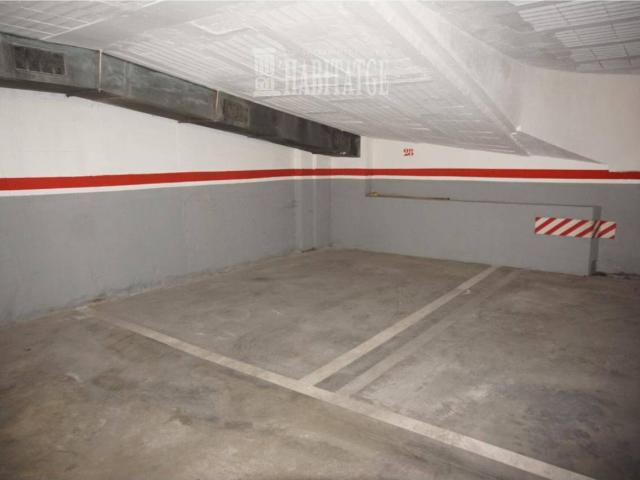 Garaje en venta en Osona, Catalunya