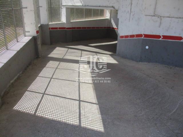 Garaje en venta en Vinallop, Baix Ebre