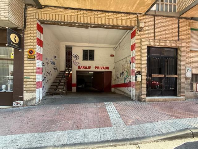 Garaje en venta en El Rabal, Zaragoza