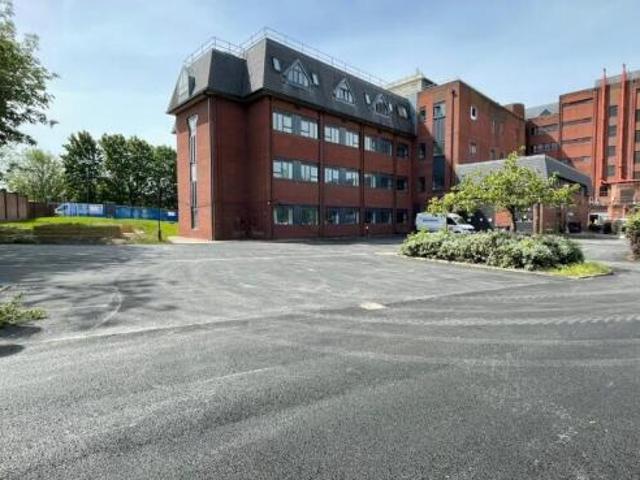 Property for rent in Hoole, Two Mills