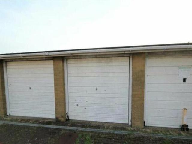 House for rent in Fishersgate, West Sussex