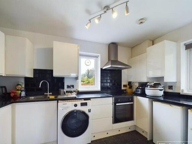 House for rent in Moneyhill, Batchworth