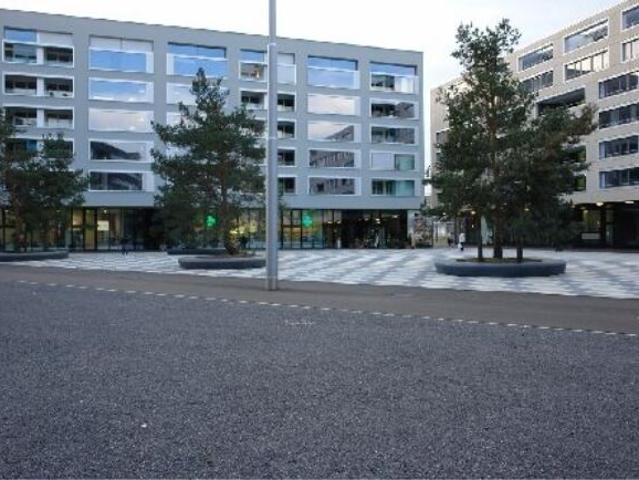 Garage kaufen in Einigen, Zürich