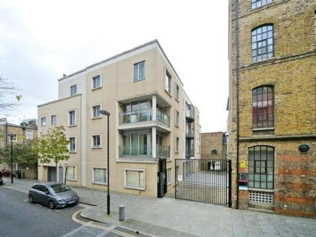 Park Home for sale in Barnsbury, Greater London
