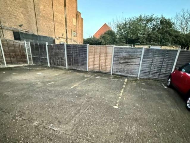 Property for sale in Stepney, Greater London