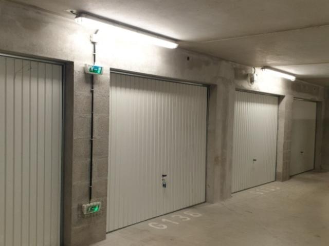Garage location à Les Sables-d'Olonne, Challans