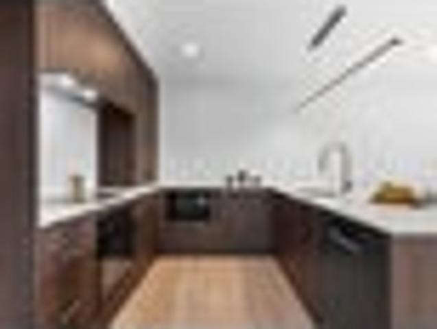 House for sale in Chaslands, Canterbury
