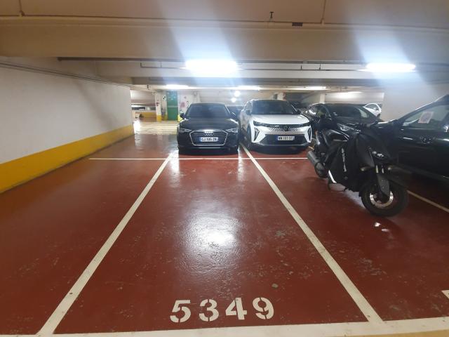 Garage vente à Paris, Île-de-France