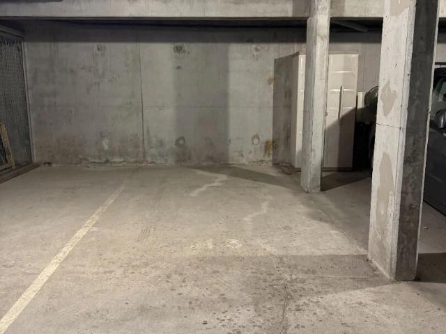 Garage vente à Les Sables-d'Olonne, Château-d'olonne