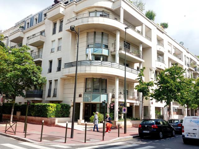 Garage vente à Nanterre, Levallois-perret