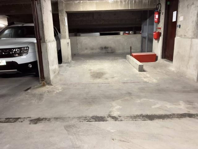 Garage vente à Paris