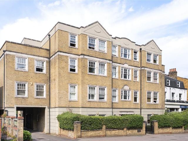 House for rent in Clapham, Greater London