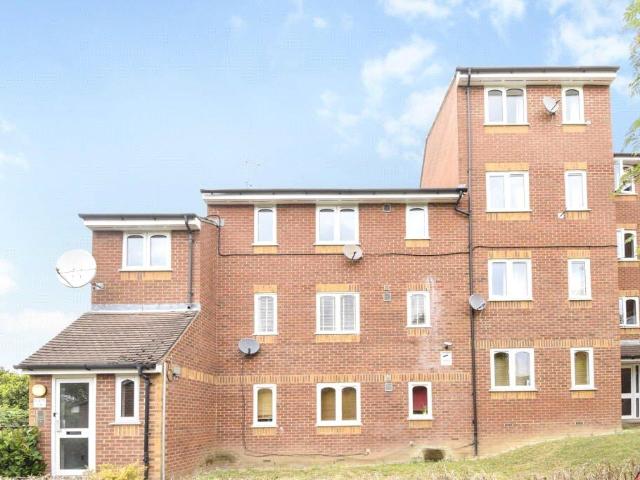 Park Home for rent in London Borough of Lewisham, Deptford