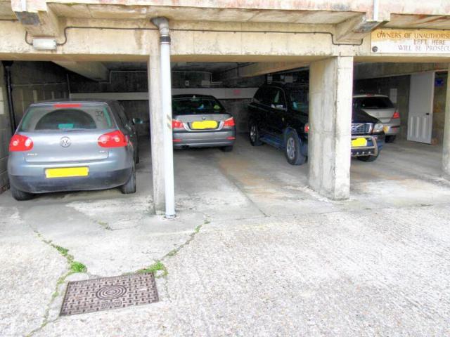Park Home for rent in Cross In Hand, East Sussex