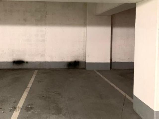 Garage vente à Paris 14e Arrondissement, Paris