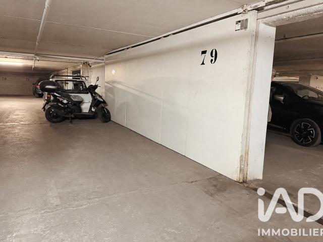 Garage vente à Paris, Île-de-France