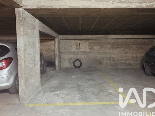 Garage vente à Paris, Île-de-France