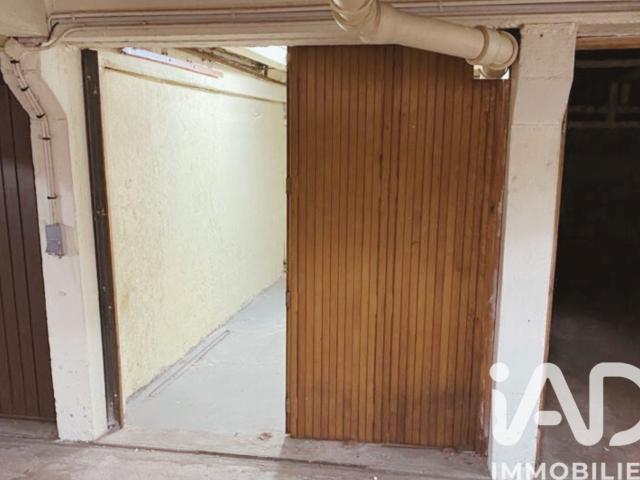 Garage vente à Paris, Île-de-France