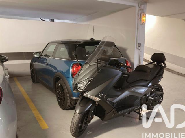 Garage vente à Paris, Île-de-France