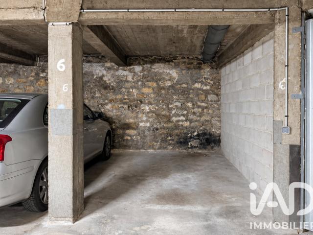 Garage vente à Paris, Île-de-France