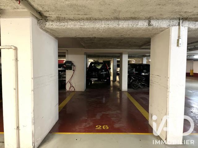 Garage vente à Paris, Île-de-France