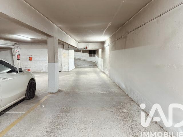Garage vente à Paris 19e Arrondissement, Paris