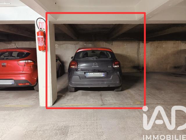 Garage vente à Paris, Île-de-France