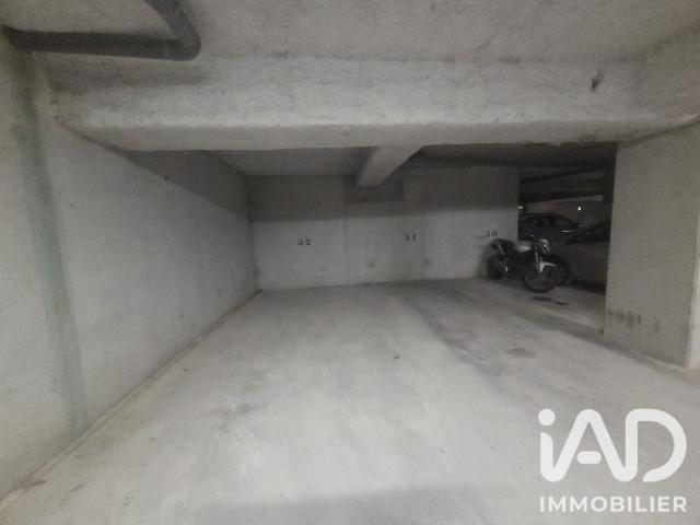 Garage vente à Saint-Fargeau-Ponthierry, Seine-et-Marne