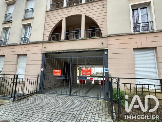 Garage vente à Serris, Seine-et-Marne