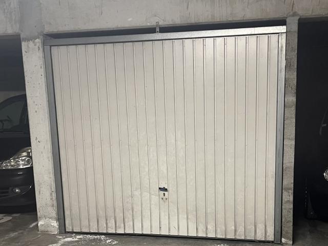 Garage vente à La Rochelle, Périgny