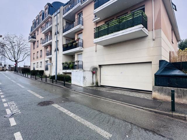 Garage vente à Créteil, Alfortville