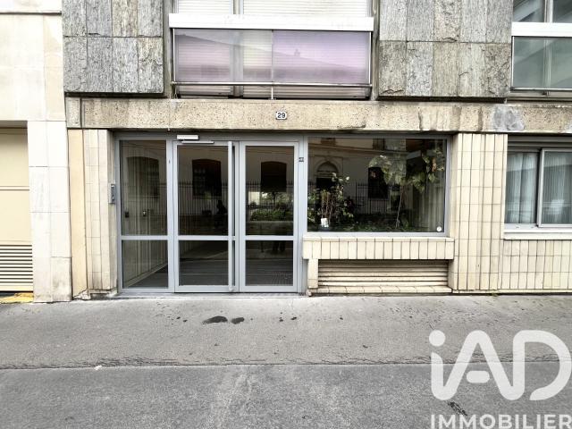 Garage vente à Paris, Île-de-France