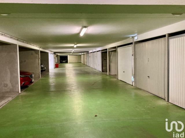 Garage vente à Saint-Malo, Bretagne