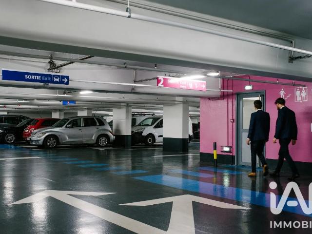 Garage vente à Paris, Île-de-France