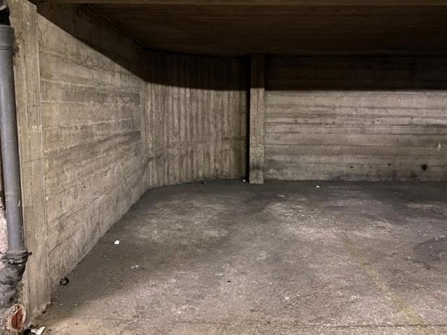 Garage vente à Paris, Île-de-France