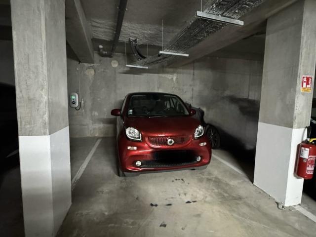 Garage vente à Bordeaux, Port de la Lune, Bordeaux