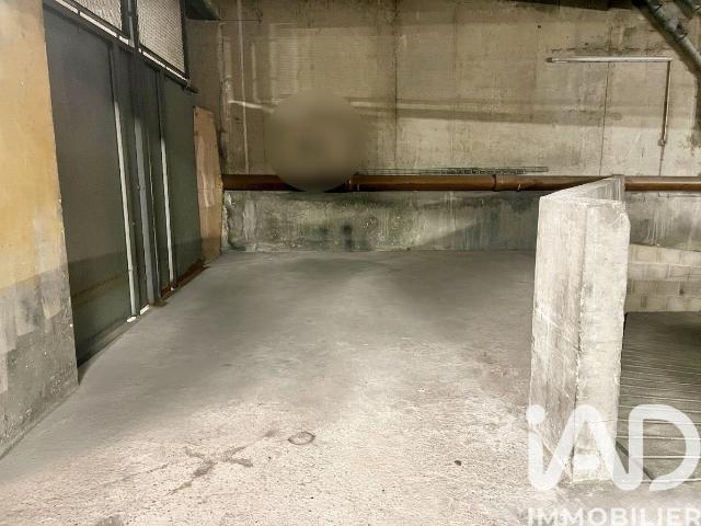 Garage vente à Paris, Île-de-France