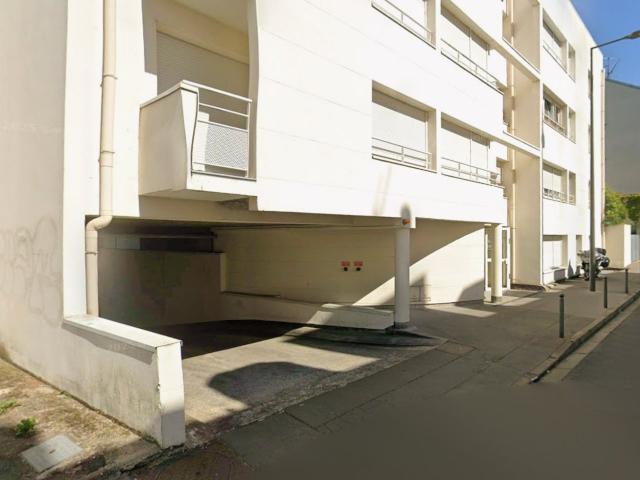 Garage vente à Tours