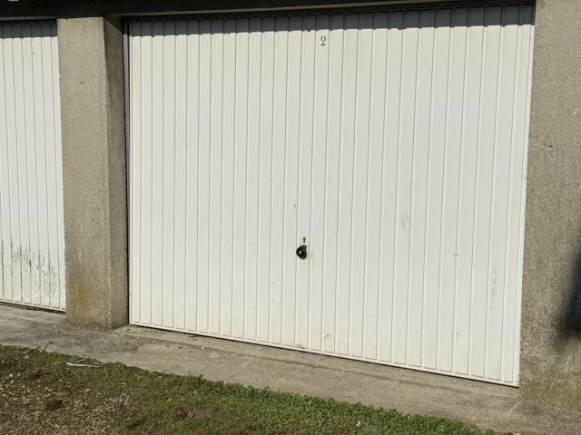 Garage vente à Vaires-sur-Marne, Seine-et-Marne