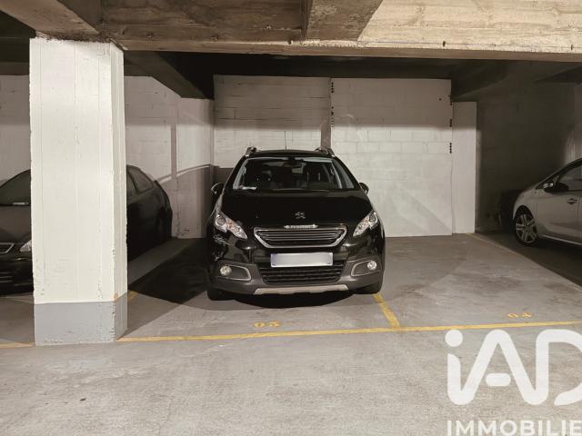 Garage vente à Paris, Île-de-France