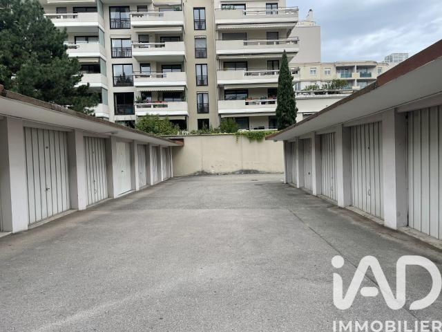 Garage vente à Lyon, Métropole de Lyon