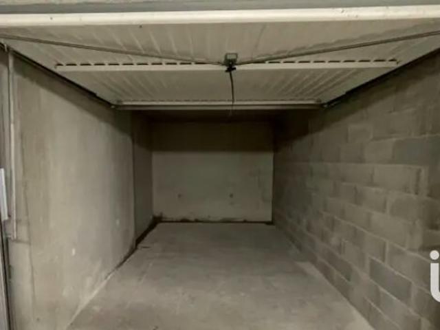 Garage vente à Montpellier, Port Marianne