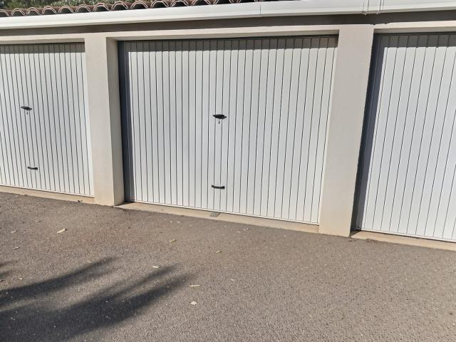 Garage vente à Marseille, La Ciotat