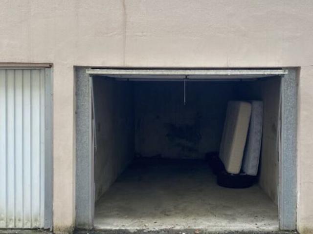 Garage vente à Grenoble, Echirolles