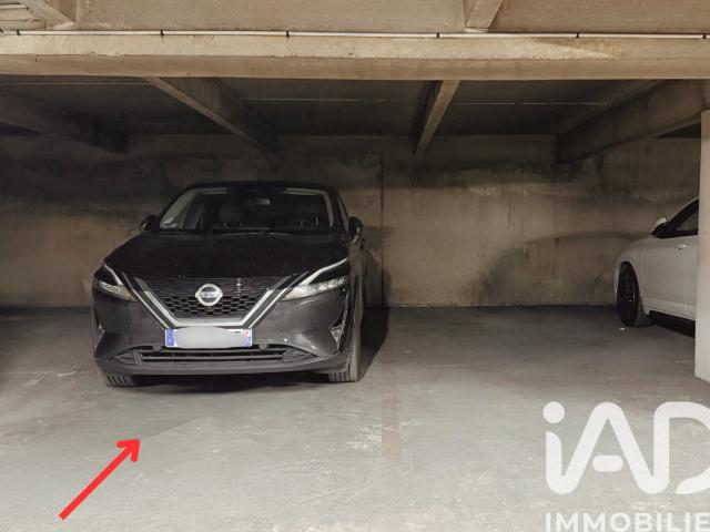 Garage vente à Paris, Île-de-France