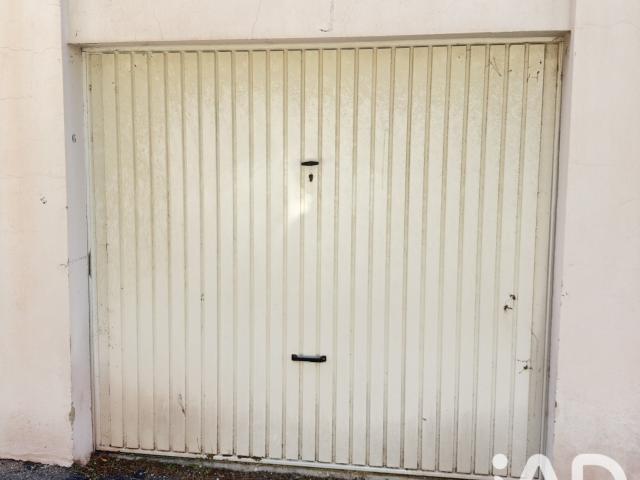 Garage vente à Arrondissement de Toulon, Toulon