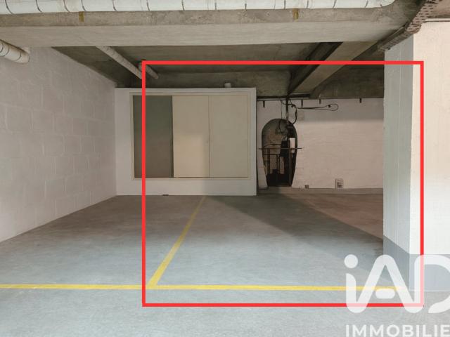 Garage vente à Paris, Île-de-France